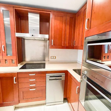 Seafront Apartment With Direct Access To The Beach توريمولينوس المظهر الخارجي الصورة